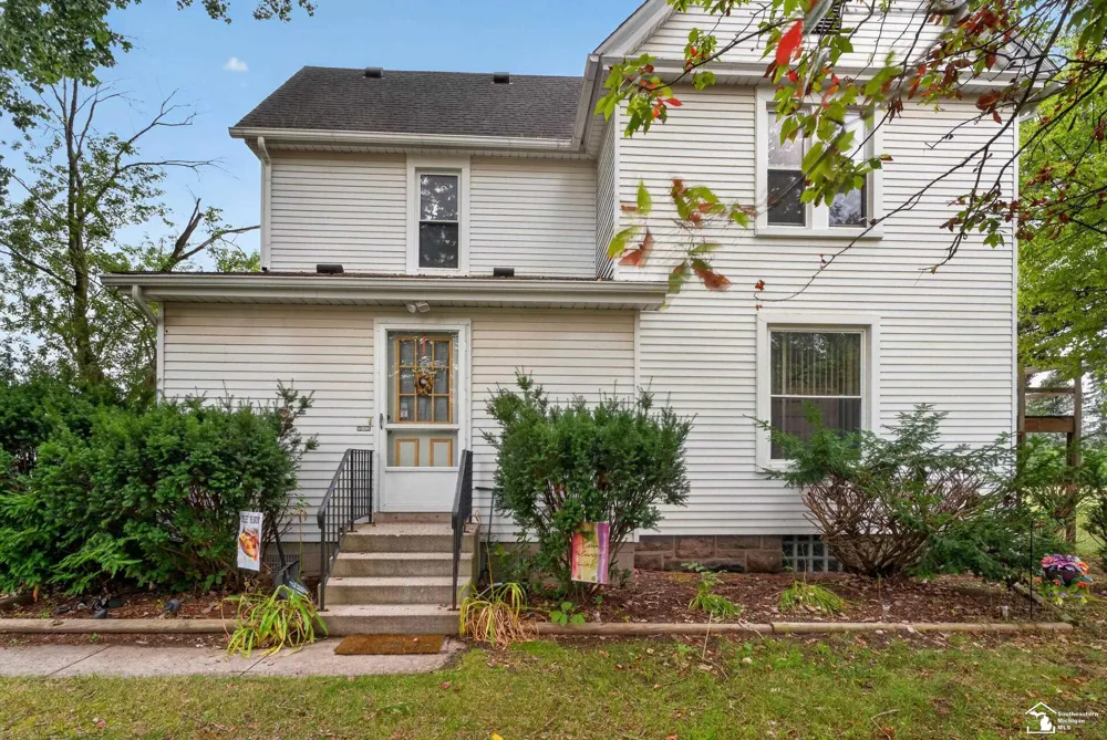 8040 Tuttle Hill Road Augusta Charter Township, MI 48197