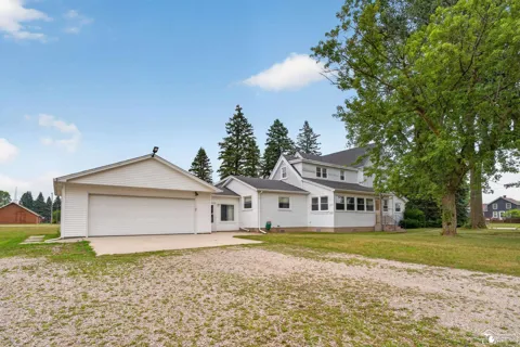 8040 Tuttle Hill Road