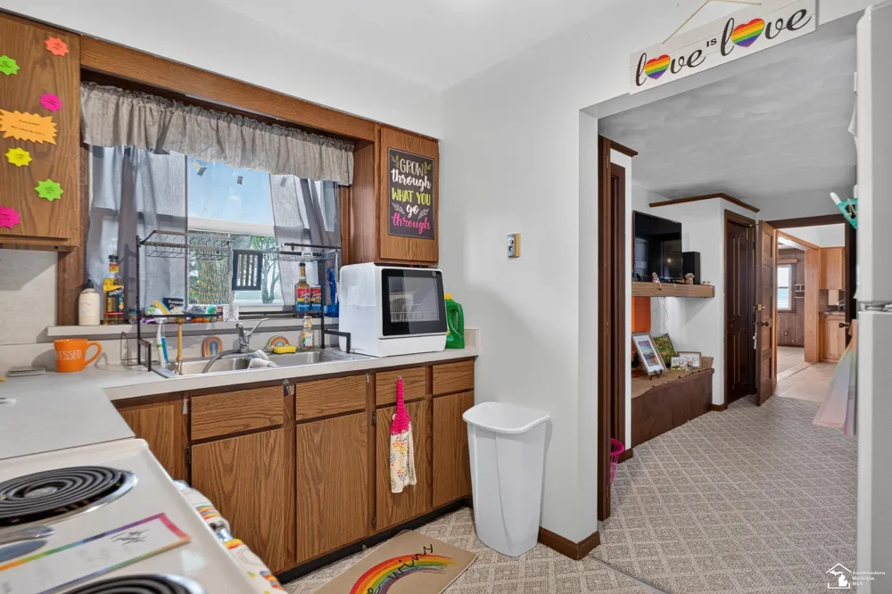 8040 Tuttle Hill Road Augusta Charter Township, MI 48197