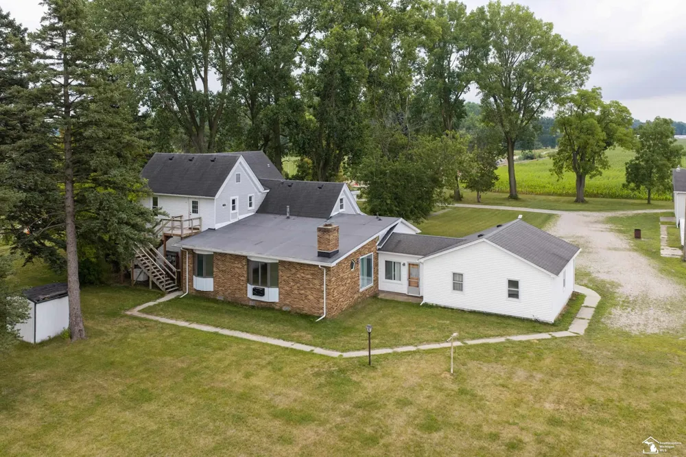 8040 Tuttle Hill Road Augusta Charter Township, MI 48197