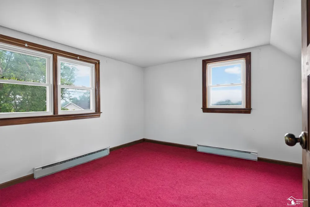 8040 Tuttle Hill Road Augusta Charter Township, MI 48197