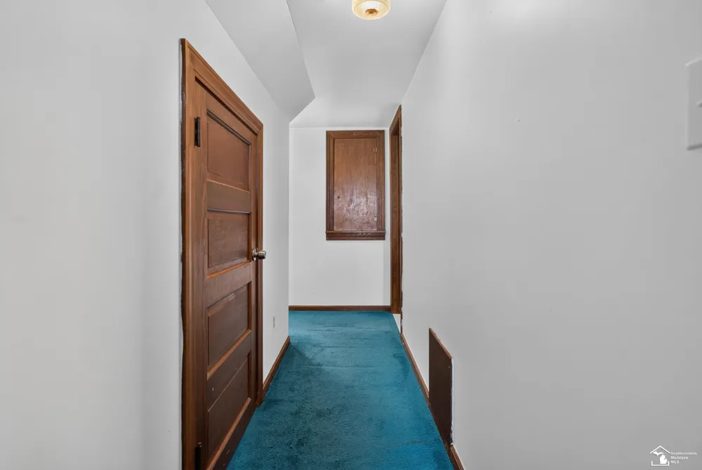 8040 Tuttle Hill Road Augusta Charter Township, MI 48197
