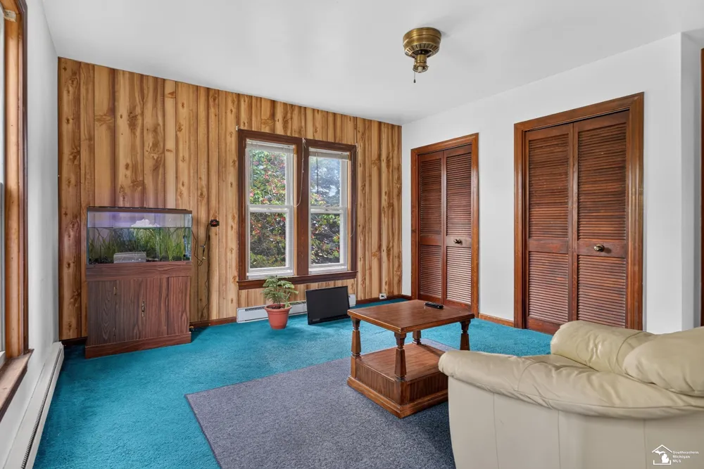 8040 Tuttle Hill Road Augusta Charter Township, MI 48197