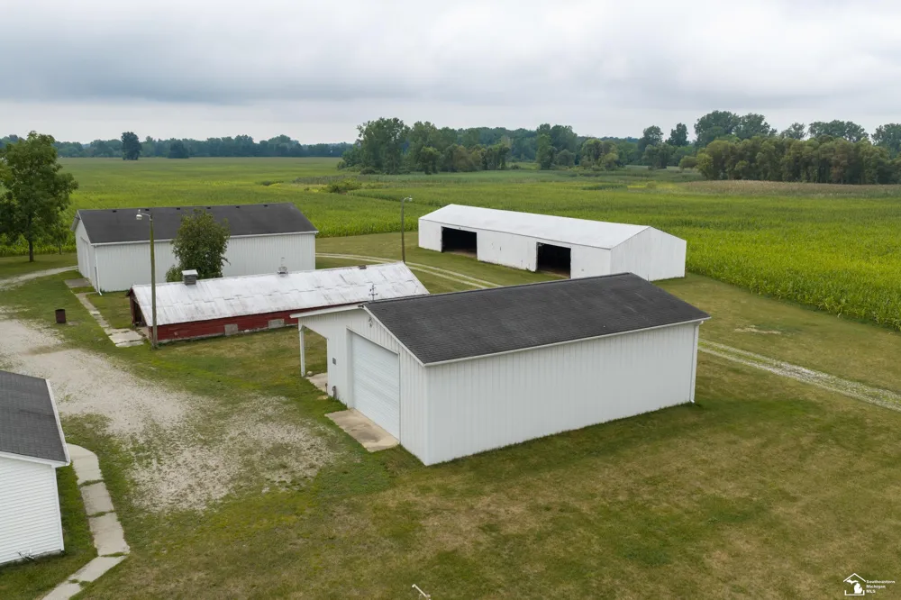 8040 Tuttle Hill Road Augusta Charter Township, MI 48197