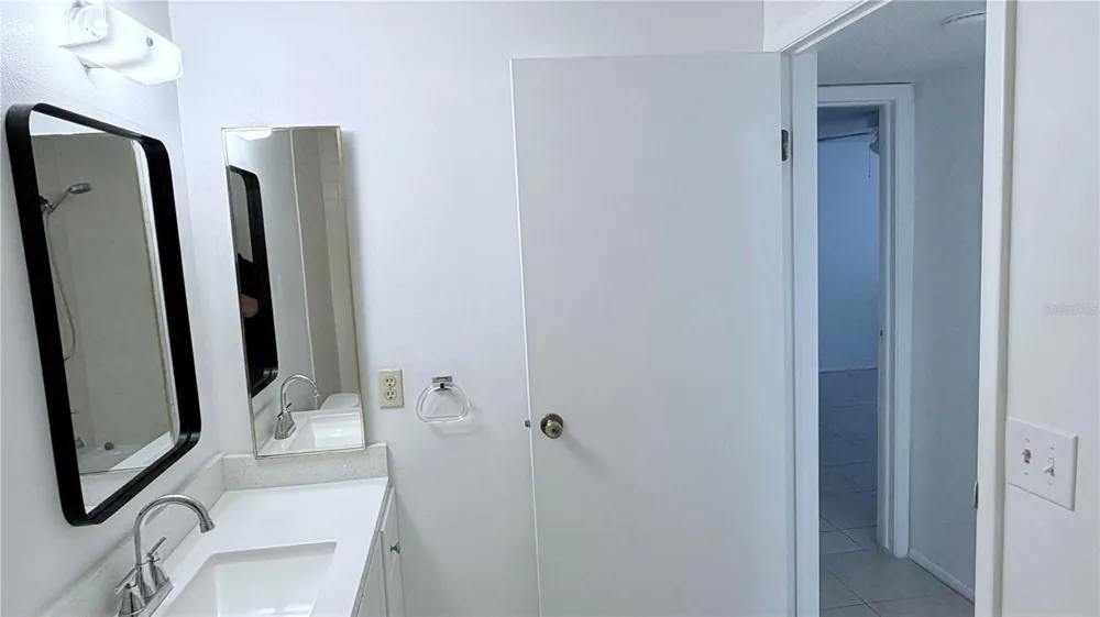 131 SABAL COURT #E Oldsmar, FL 34677