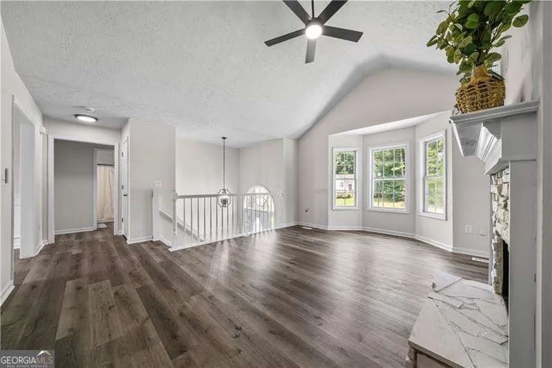 29 Wood CIR Villa Rica, GA 30180