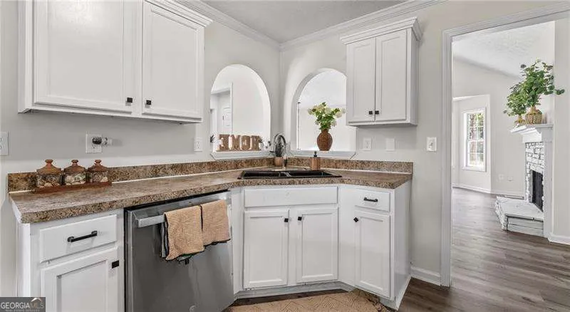 29 Wood CIR Villa Rica, GA 30180
