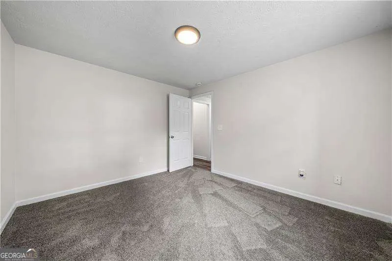 29 Wood CIR Villa Rica, GA 30180