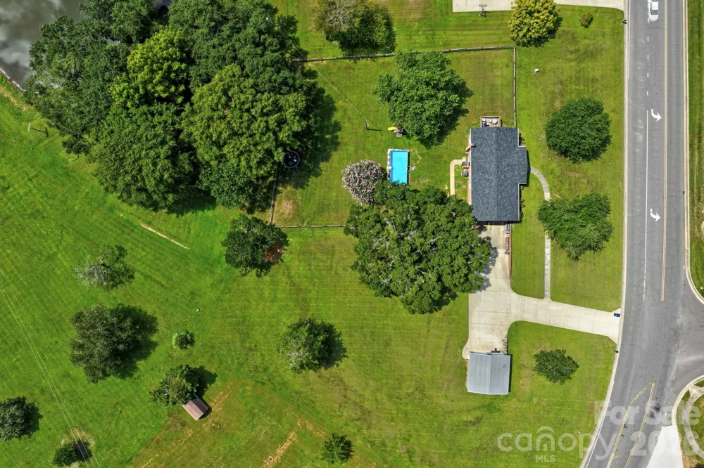 7220 Pharr Mill Road Harrisburg, NC 28075
