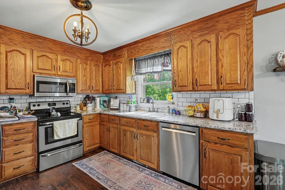 7220 Pharr Mill Road Harrisburg, NC 28075