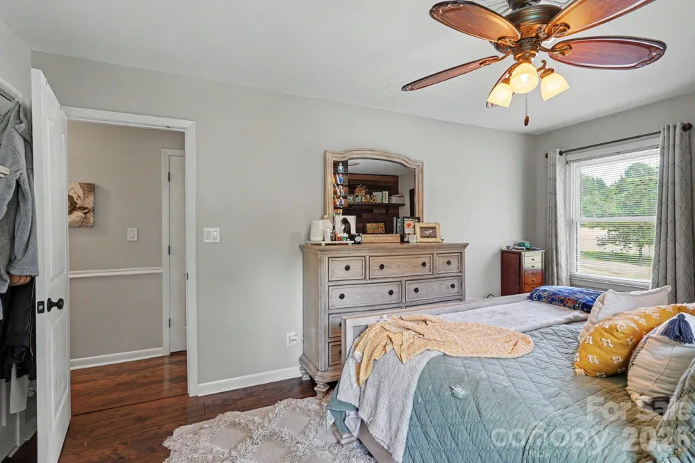 7220 Pharr Mill Road Harrisburg, NC 28075