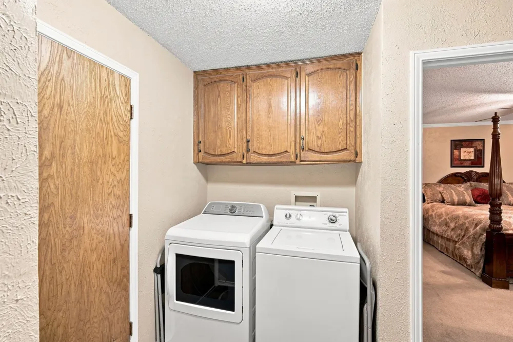 2310 Louise Lane Ennis, TX 75119