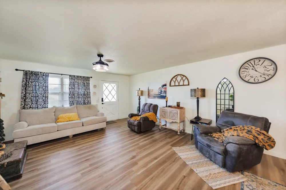 7590 Fm 1758 Bowie, TX 76230