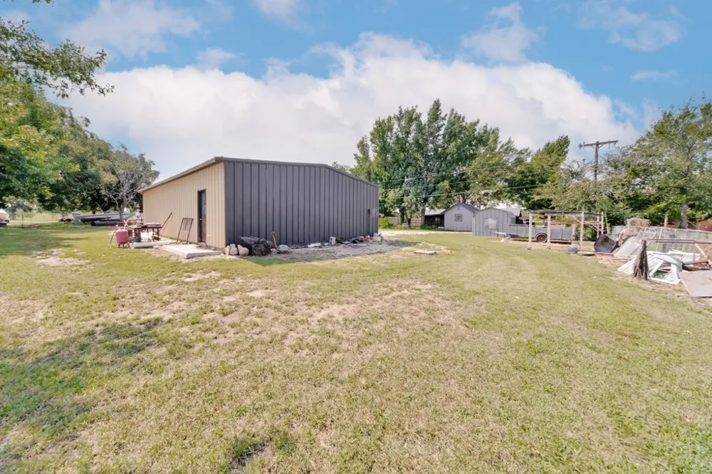 7590 Fm 1758 Bowie, TX 76230