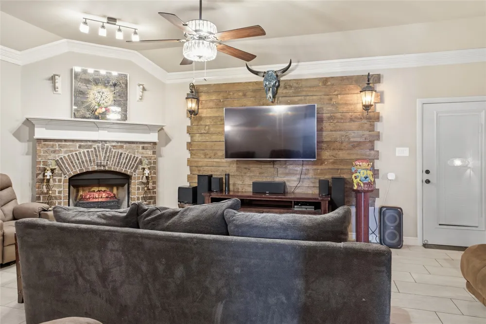 154 Lipan Street Greenville, TX 75402