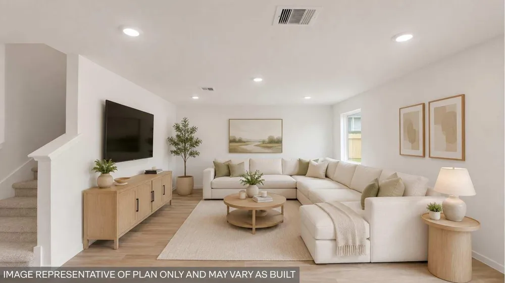 210 Texas Avenue China, TX 77613
