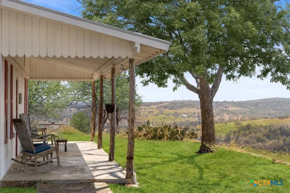 158 Watch Hill Lane Stonewall, TX 78671