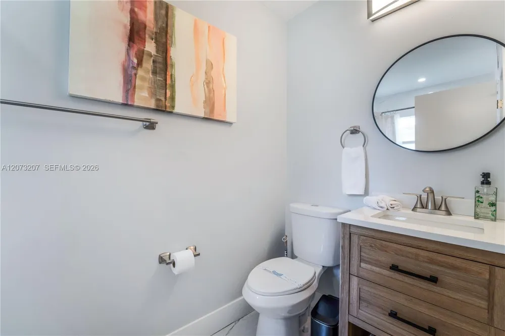 317 SE 3rd Ter Dania Beach, FL 33004