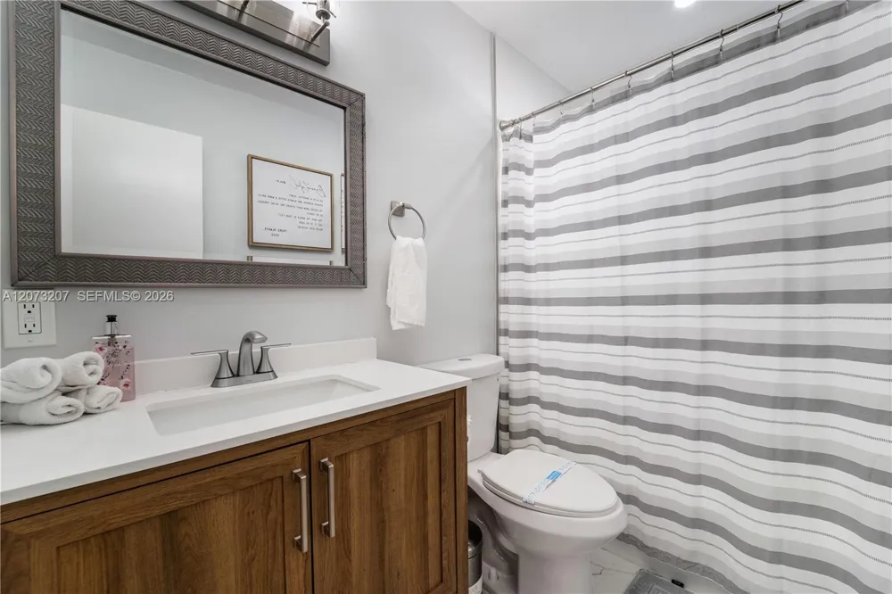 317 SE 3rd Ter Dania Beach, FL 33004