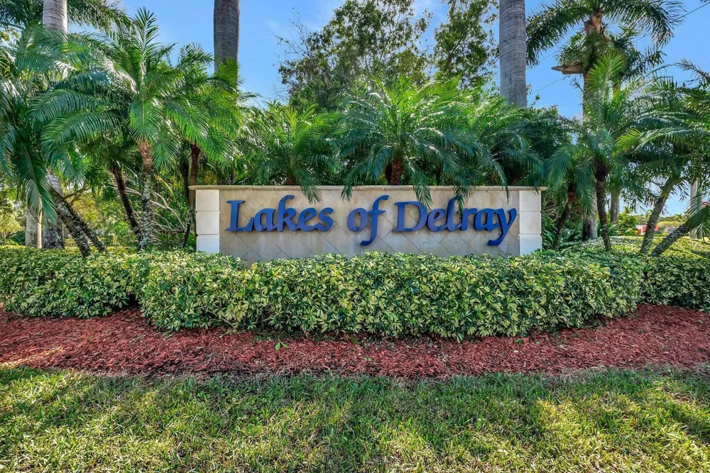 15451 PEMBRIDGE DRIVE #203 Delray Beach, FL 33484