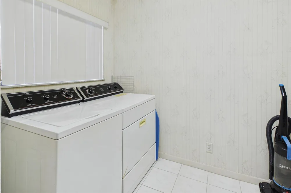 15451 PEMBRIDGE DRIVE #203 Delray Beach, FL 33484