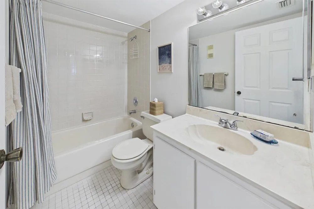 15451 PEMBRIDGE DRIVE #203 Delray Beach, FL 33484