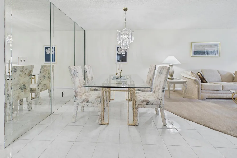 15451 PEMBRIDGE DRIVE #203 Delray Beach, FL 33484