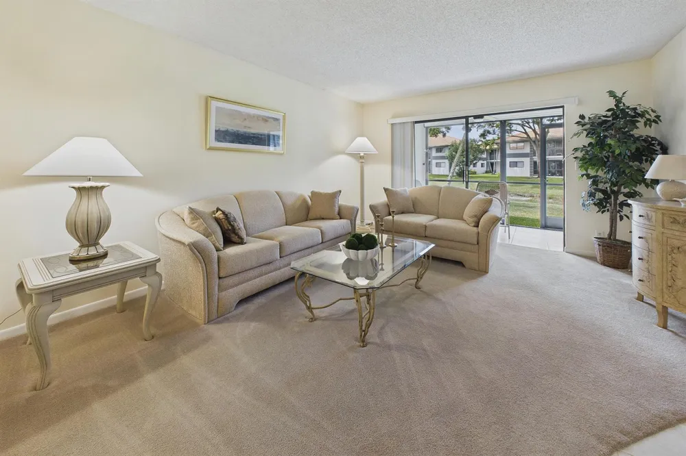 15451 PEMBRIDGE DRIVE #203 Delray Beach, FL 33484