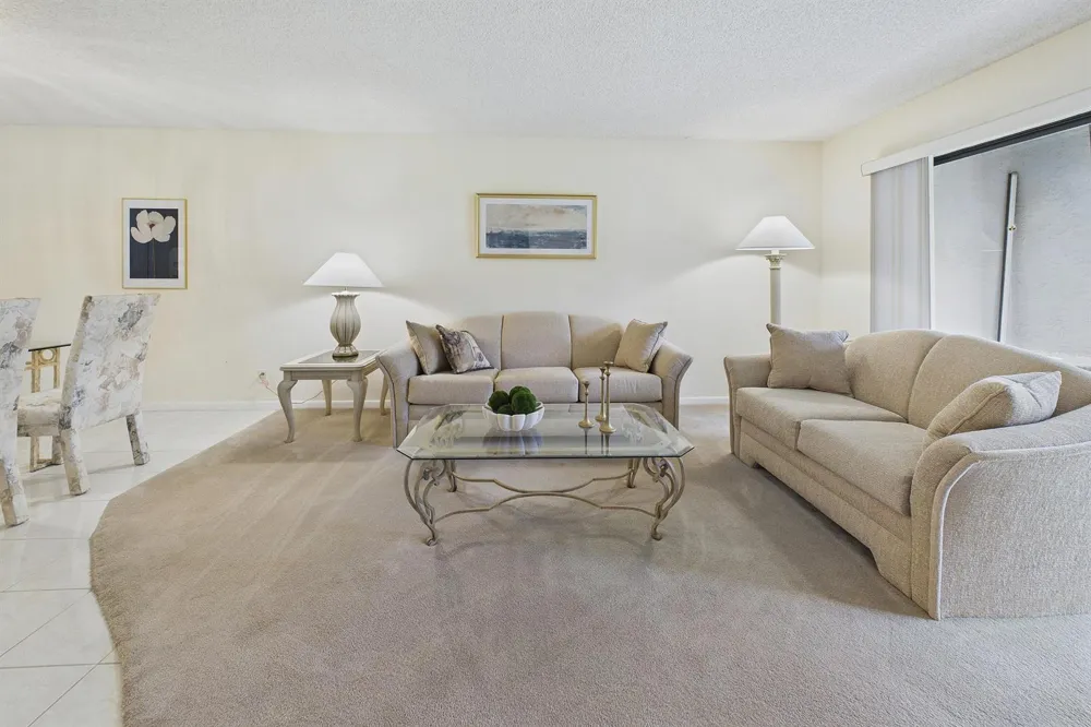 15451 PEMBRIDGE DRIVE #203 Delray Beach, FL 33484
