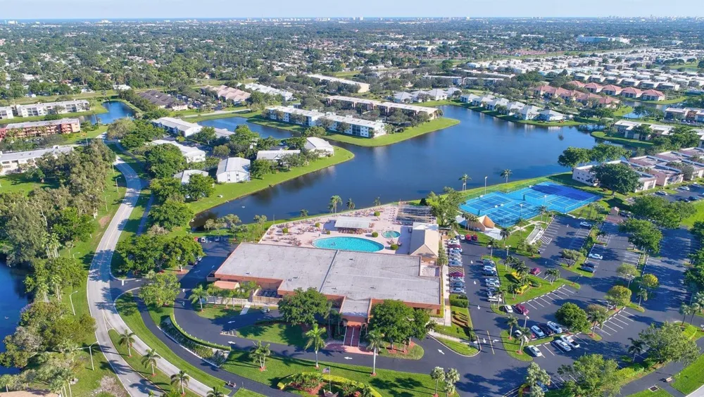 15451 PEMBRIDGE DRIVE #203 Delray Beach, FL 33484
