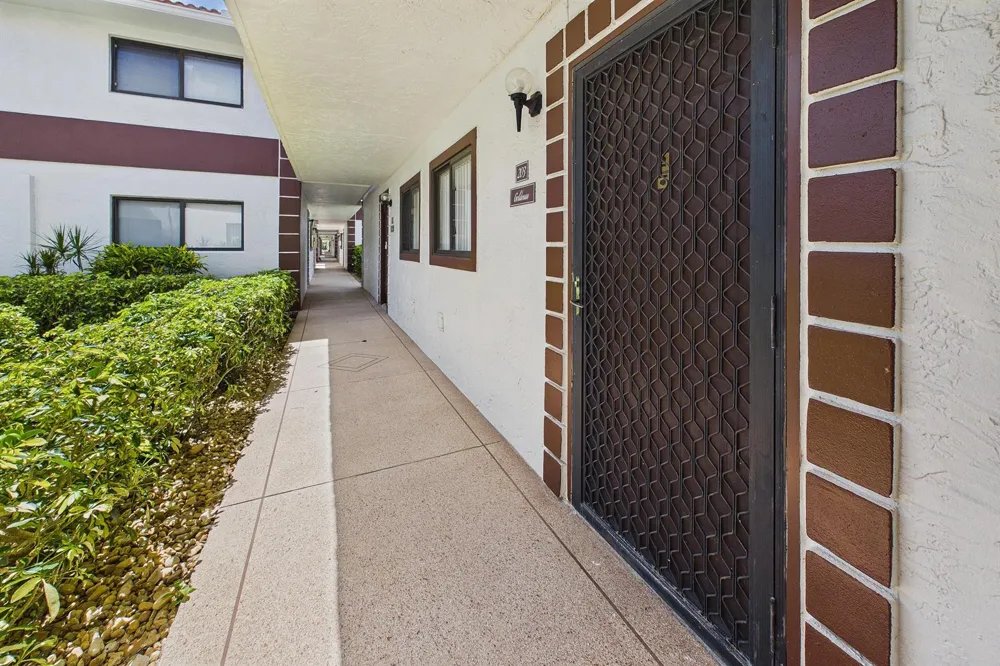 15451 PEMBRIDGE DRIVE #203 Delray Beach, FL 33484