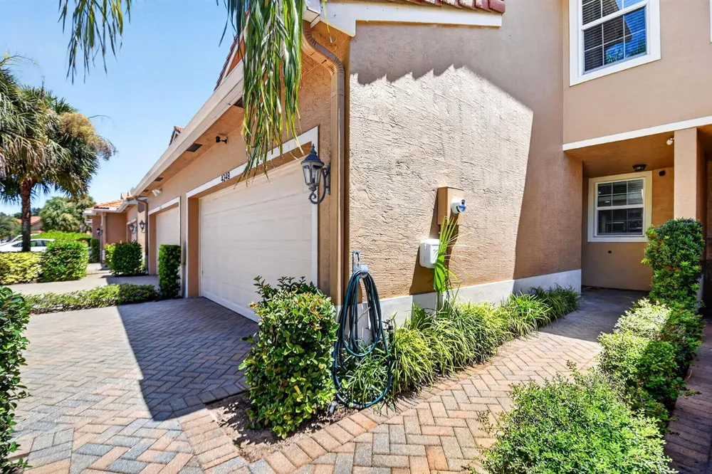 4349 Colony View Drive Lake Worth, FL 33463