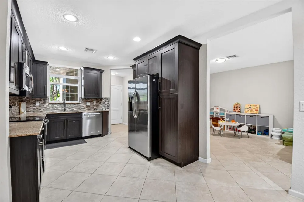 4349 Colony View Drive Lake Worth, FL 33463