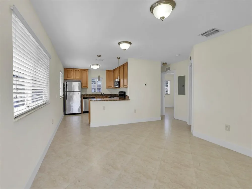 410 SW 15TH STREET #207 Pompano Beach, FL 33060