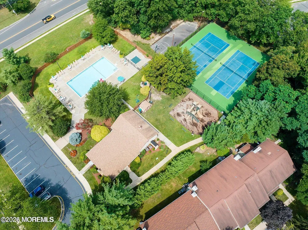 113 Dundee Court Aberdeen, NJ 07747