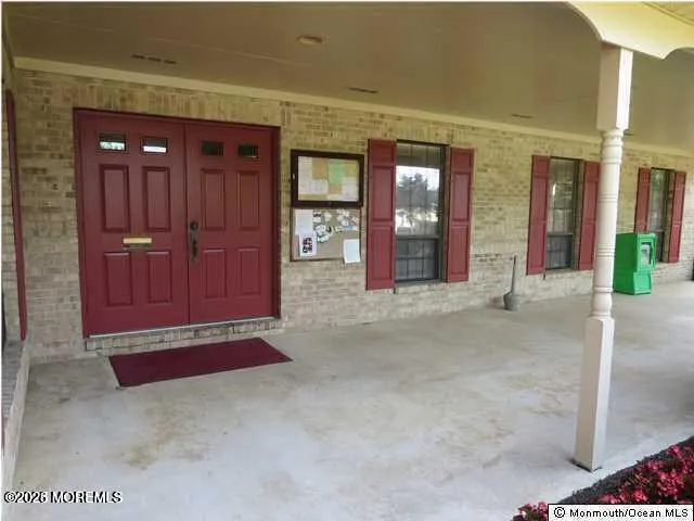 113 Dundee Court Aberdeen, NJ 07747