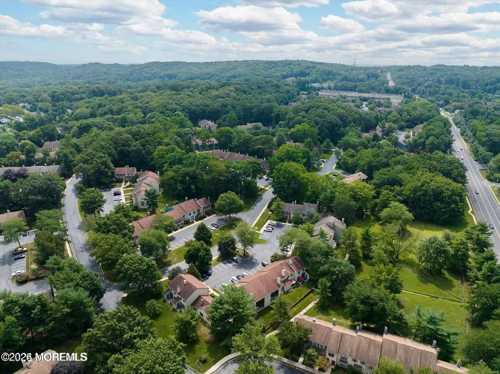 113 Dundee Court Aberdeen, NJ 07747