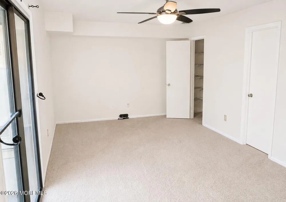 113 Dundee Court Aberdeen, NJ 07747