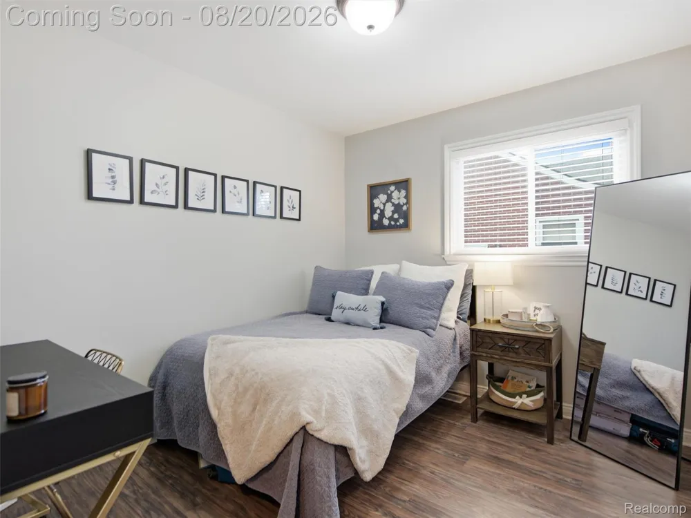 2226 Kipling Avenue Berkley City, MI 48072
