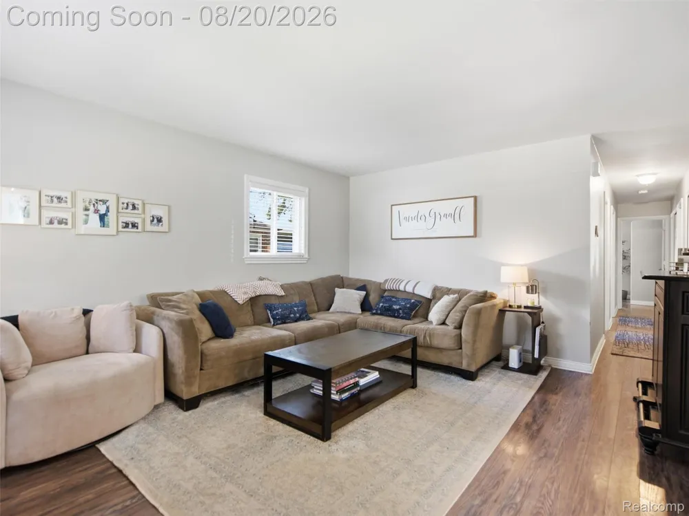 2226 Kipling Avenue Berkley City, MI 48072