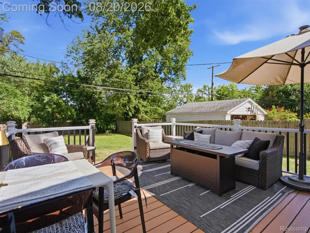 2226 Kipling Avenue Berkley City, MI 48072