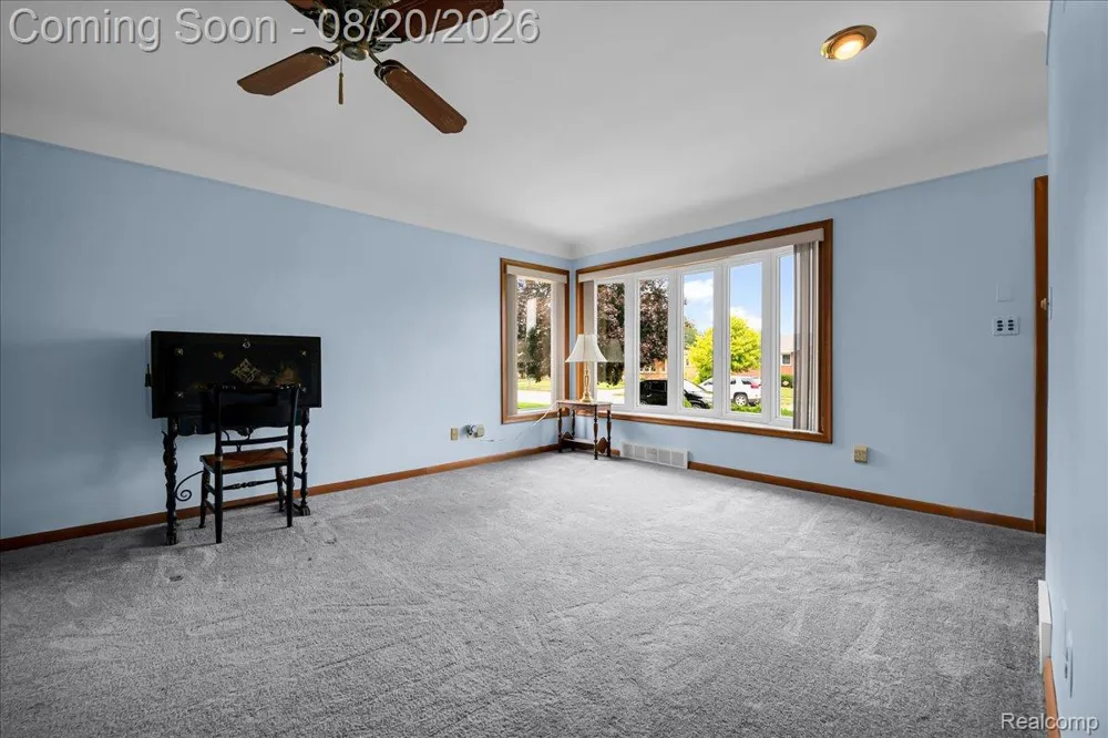 1952 Lakeview Street Trenton City, MI 48183