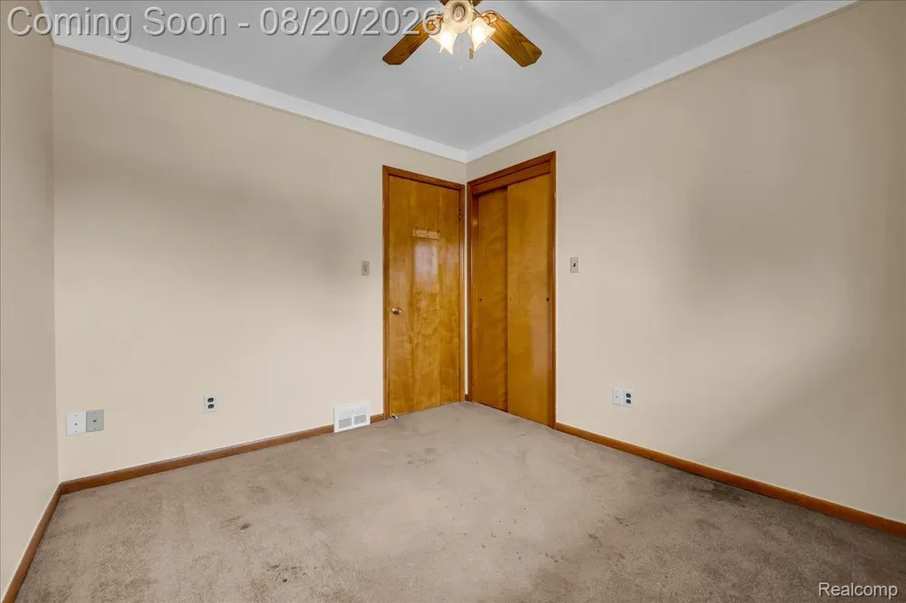 1952 Lakeview Street Trenton City, MI 48183