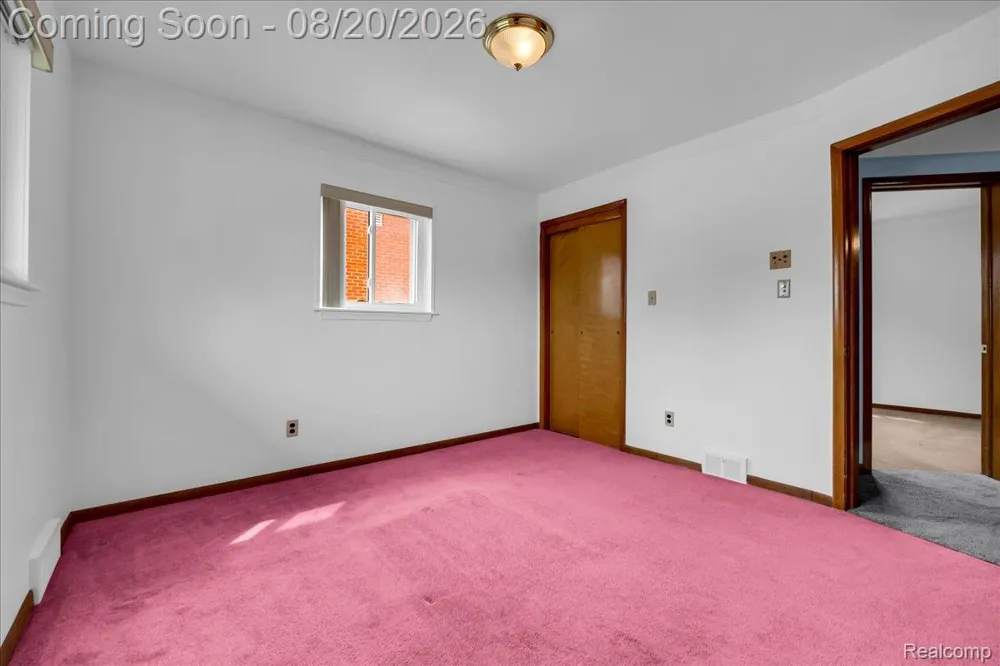 1952 Lakeview Street Trenton City, MI 48183