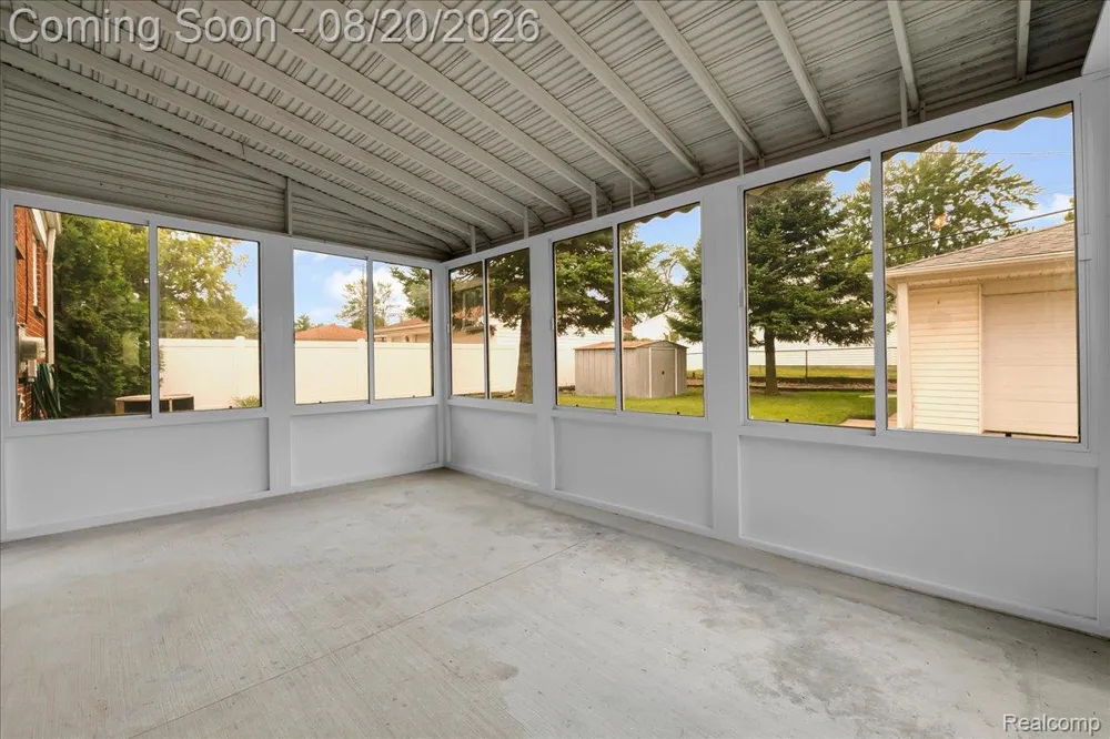 1952 Lakeview Street Trenton City, MI 48183