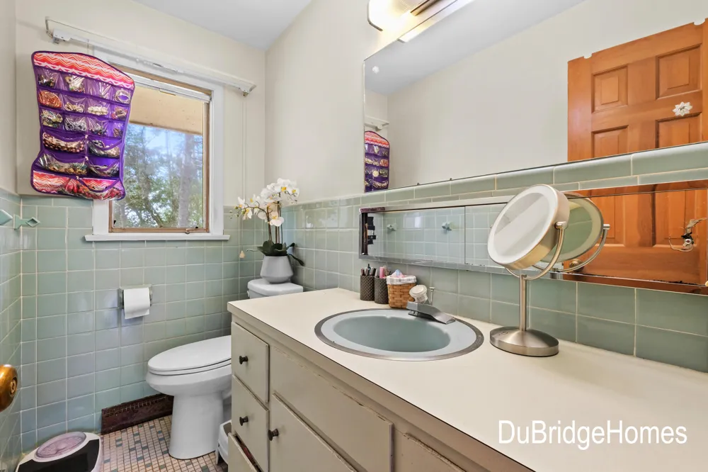 311 Honey Creek Avenue SE Ada Township, MI 49301