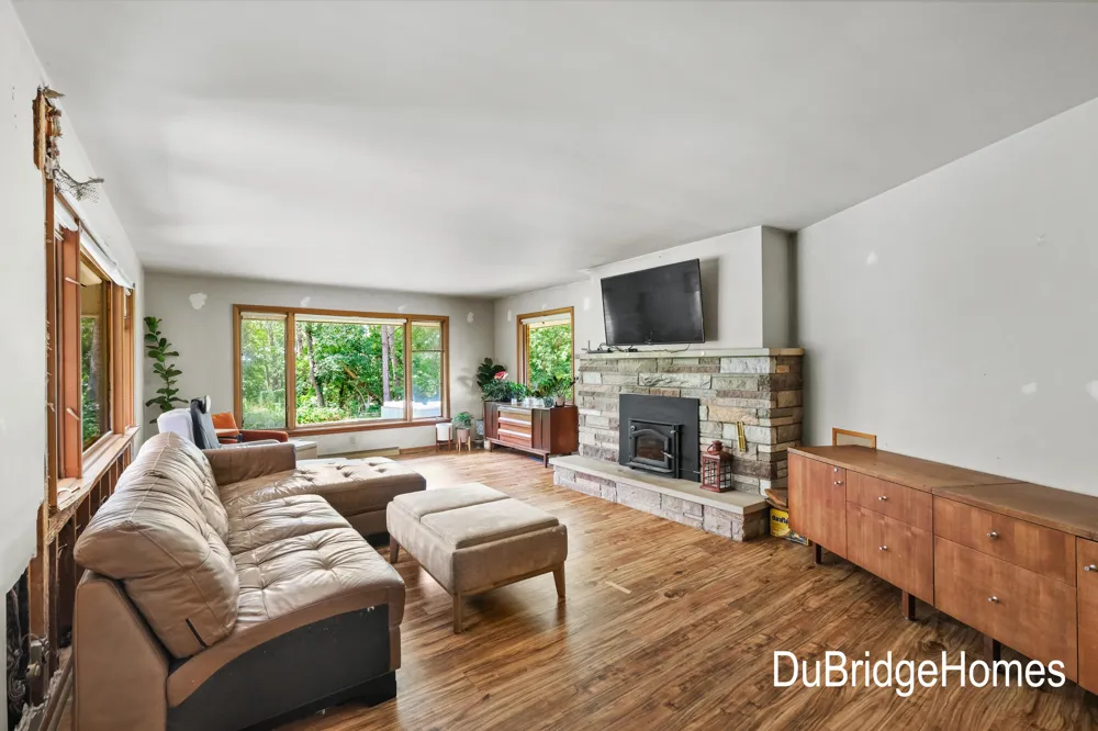 311 Honey Creek Avenue SE Ada Township, MI 49301