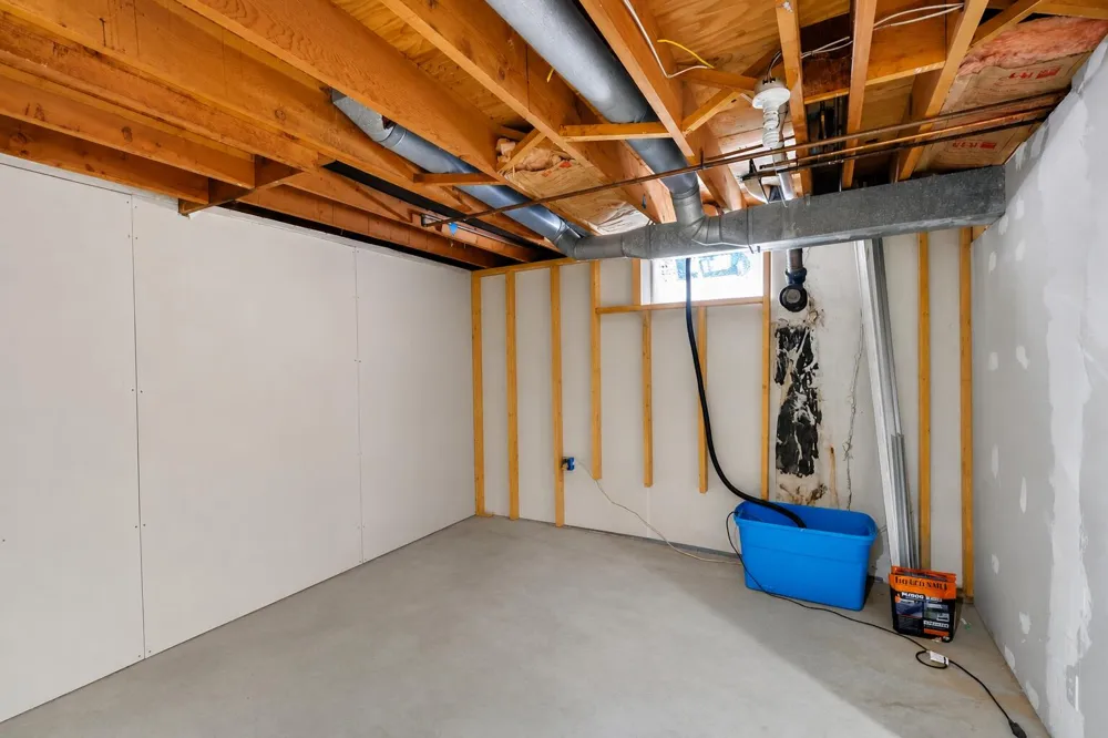 311 Honey Creek Avenue SE Ada Township, MI 49301