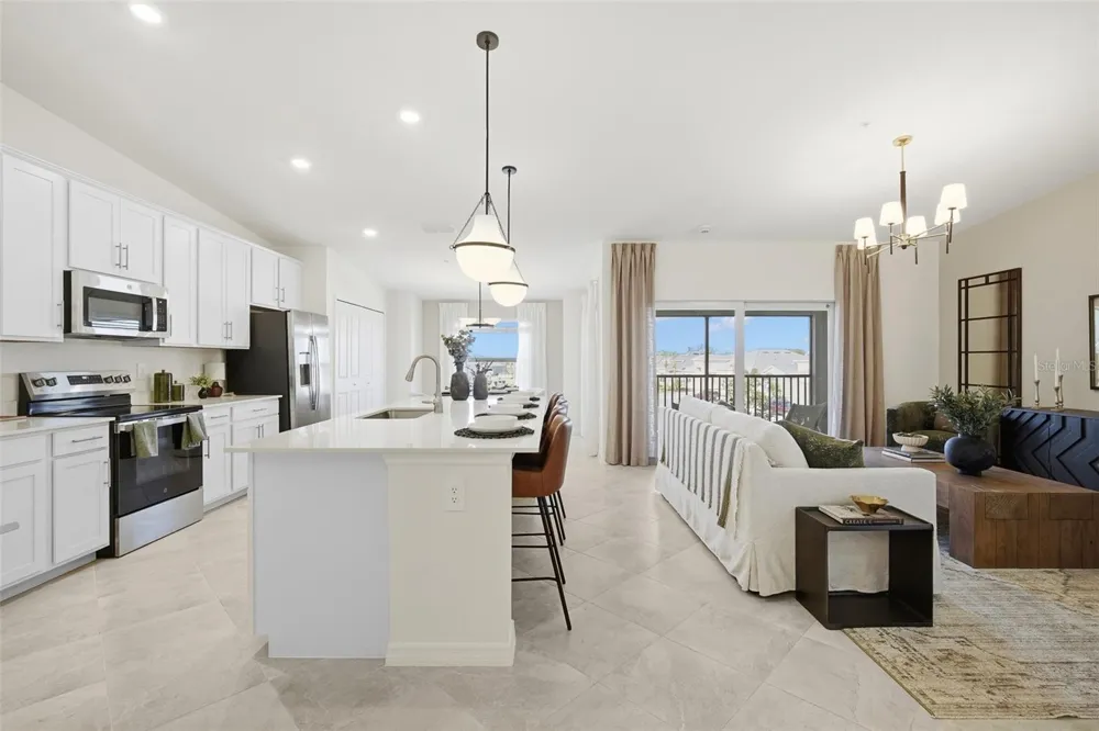 18911 SCALLOP LOOP #103 Lakewood Ranch, FL 34202