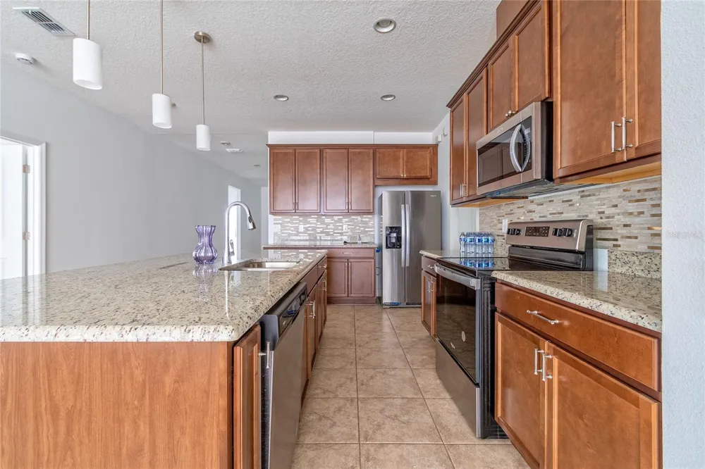 14815 MILFOIL AVENUE Orlando, FL 32827